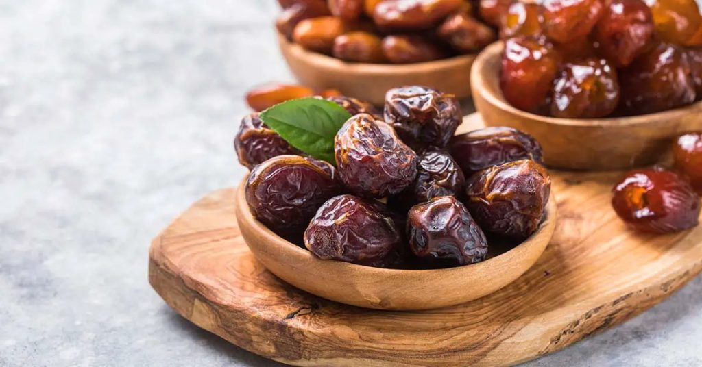 HT16. The Delightful Perks: Improve Your Health by Eating Two Dates Daily