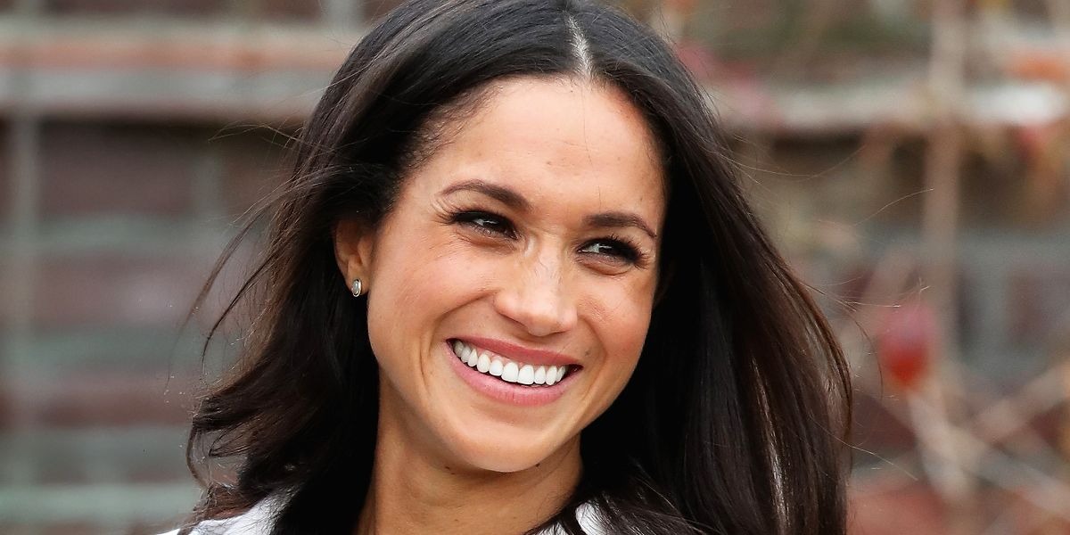 RF. Users Slam Meghan Markle for Wearing ‘Frumpy’ Strapless Dress That Looks Like a ‘Rag’ at the Paley Honors – Photo