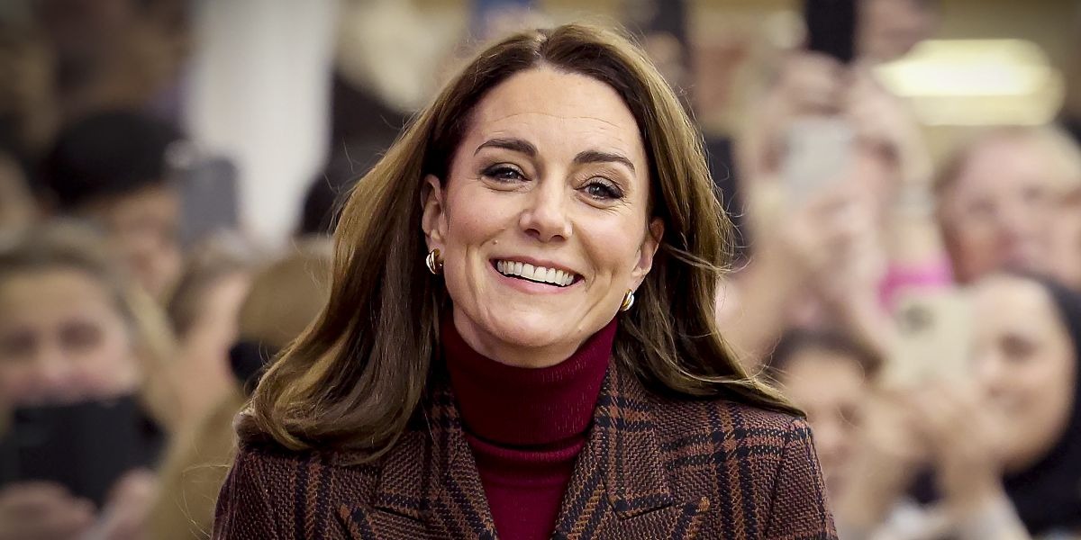 RF. Princess Catherine Turns Heads in Waist-Cinching Polka Dot Dress
