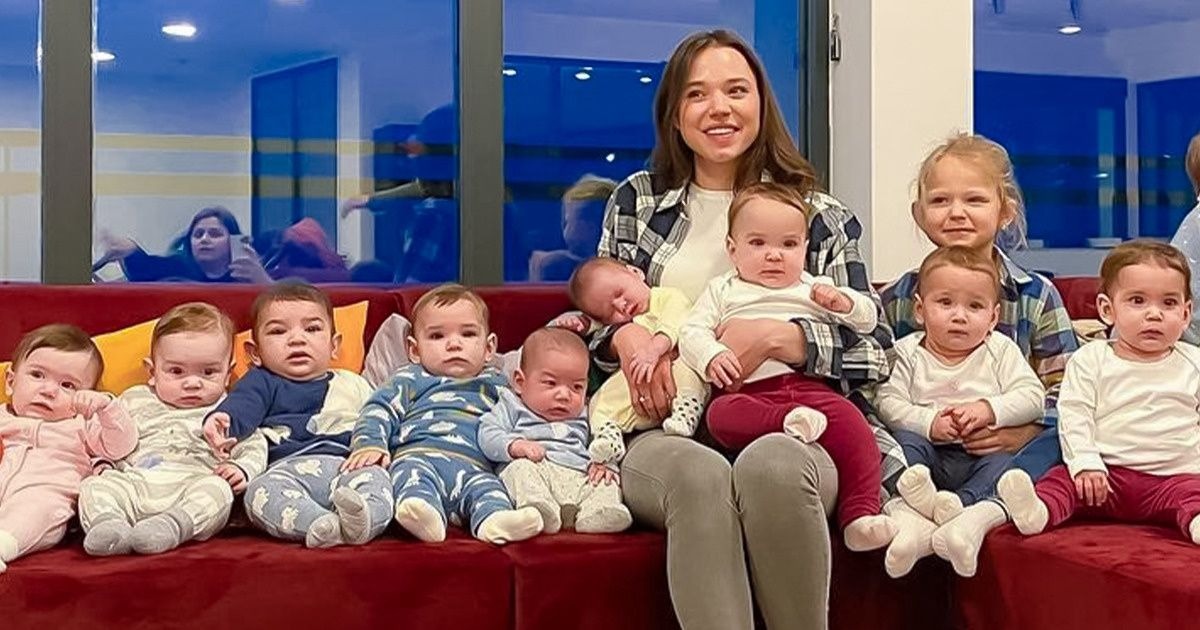HT15. A 23-year-old woman gives birth to 14 children in…