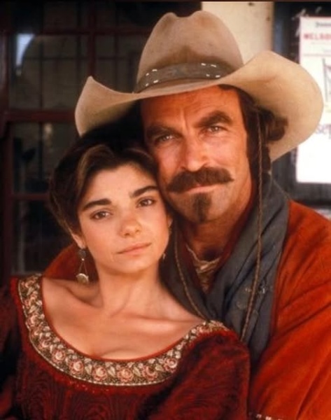 HT16. What happened to Laura San Giacomo? This is her today