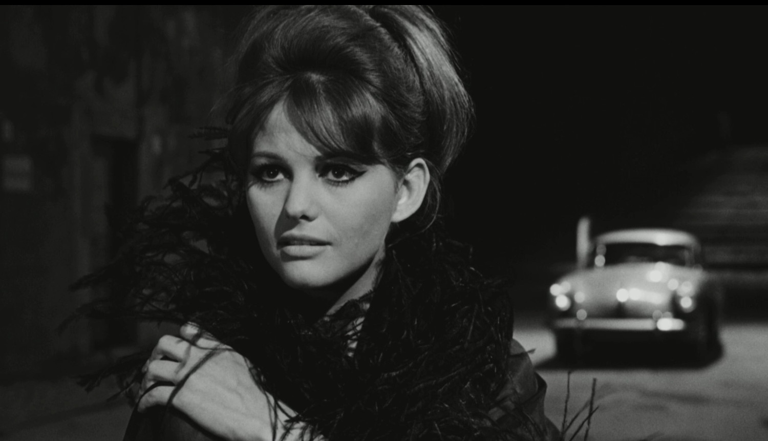 HT16. She Was a Hollywood Beauty in the 60s — You’ll Be Amazed at 86