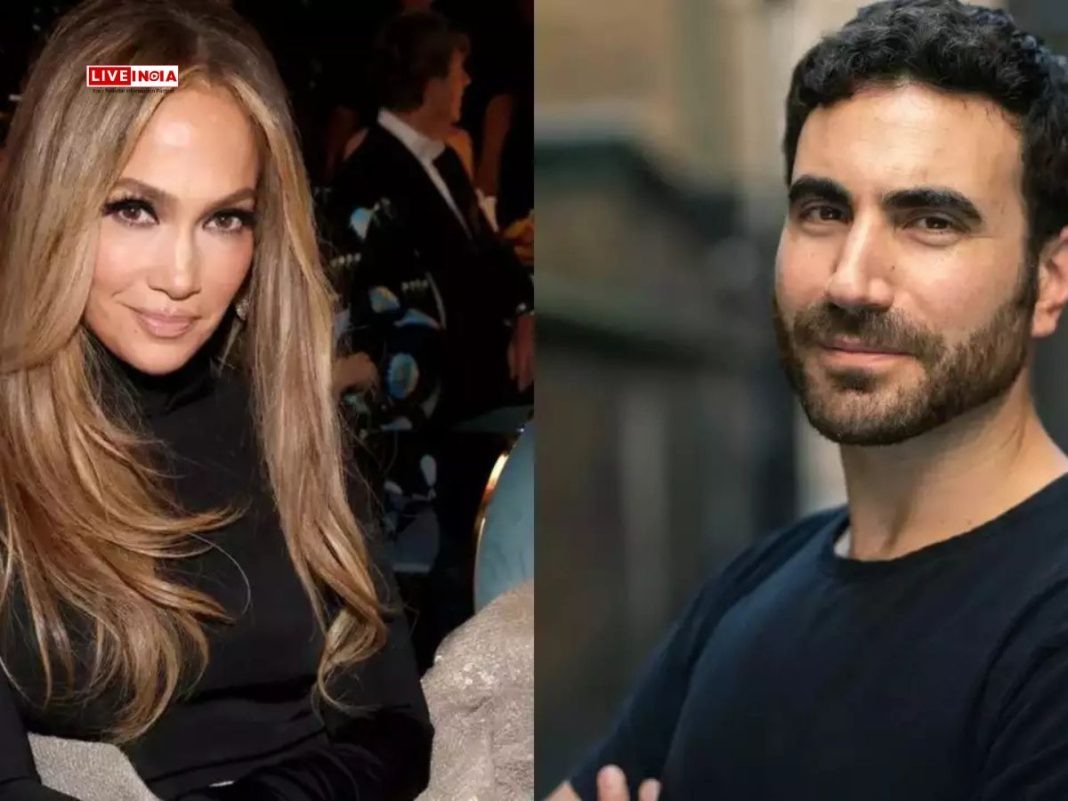 HT7. Jennifer Lopez, 54, is showing off her new boyfriend… and you better sit down, because you might recognize him!