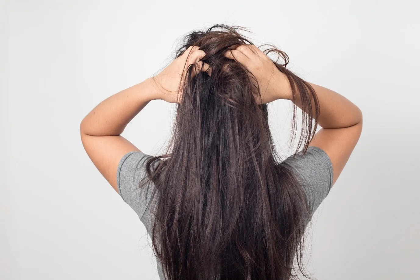 HT16. Itchy Head Won’t Go Away? Here’s What It Might Really Mean