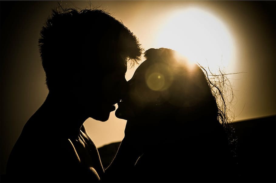 HT15. What Full-Body Kissing Reveals About His True Feelings
