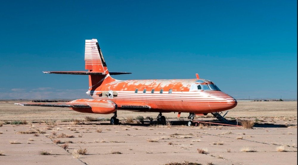 HT15. Elvis Presley’s jet, left in the desert for 40 years, was just sold, but the inside will blow your mind!