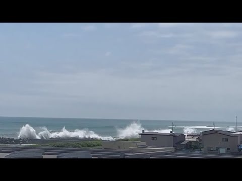 HT1. After the 8.8 earthquake… this is what the CCTV captured