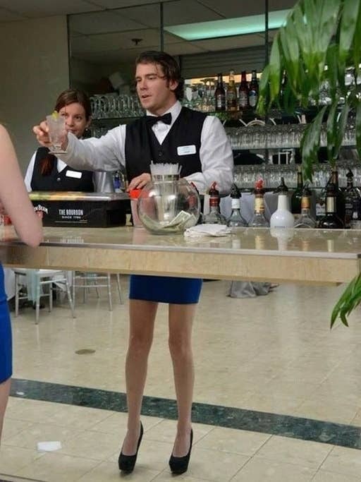 ST1. 30 Weird images you could only find on the internet s3