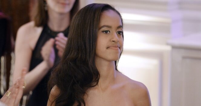 HT16. 20 Minutes ago in Los Angeles , Malia Obama was confirmed as…See more