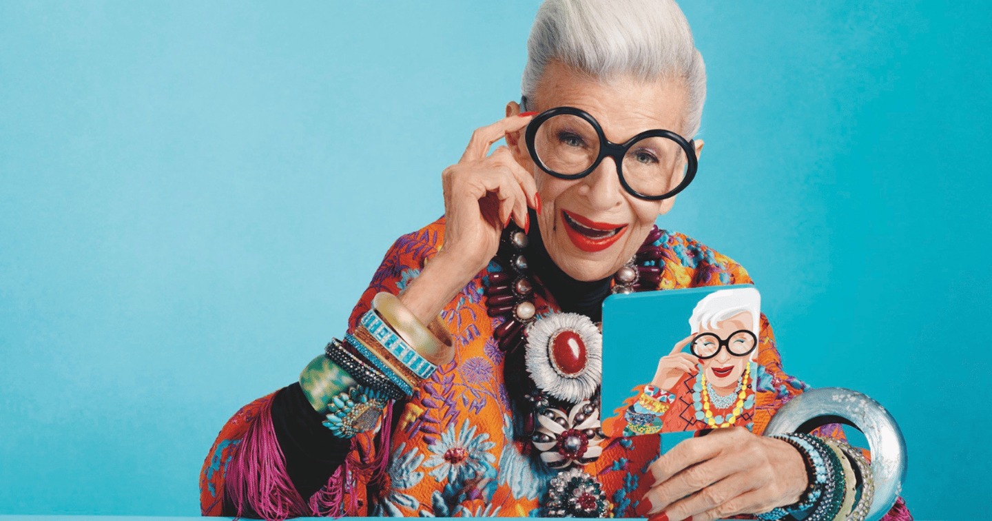 ST10. She Redefined Confidence: How One Woman Is Challenging Age Stereotypes Online