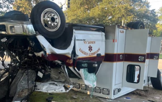 HT10. 9 injured, including newborn child, in ambulance rollover crash…See more