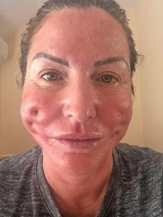 HT14. A woman who was looking for a boyfriend in the internet chats ended up being… See more