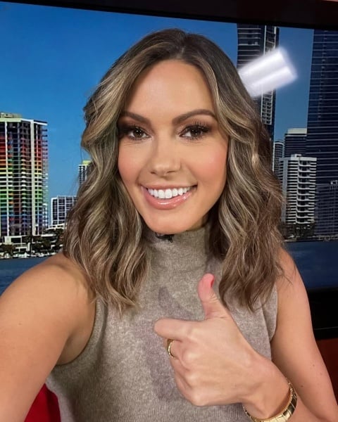 HT7. Lisa Boothe’s Private World Photos