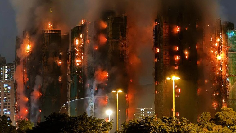 HT10. BREAKING NEWS: Apocalyptic scenes in Hong Kong as a massive fire jumps from high-rise to high-rise along the city’s iconic skyline