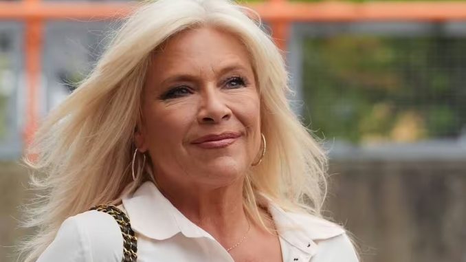 ST7. THE STORY OF SAMATHA FOX