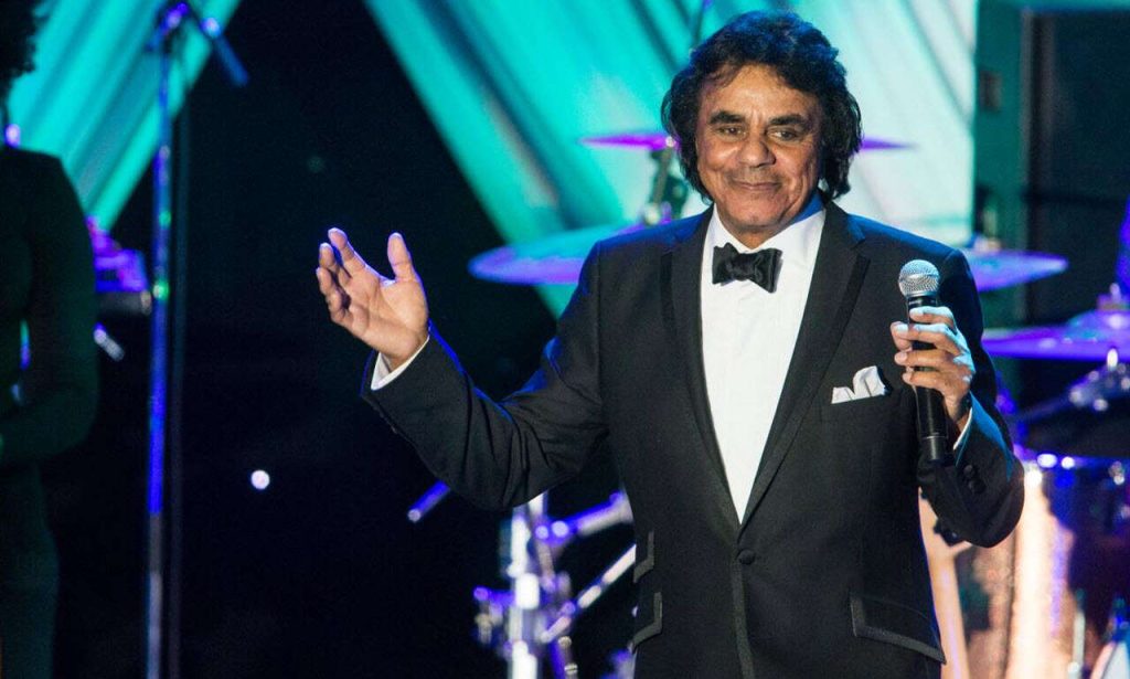 HT14. Legendary Singer Is Retiring From Touring Permanently