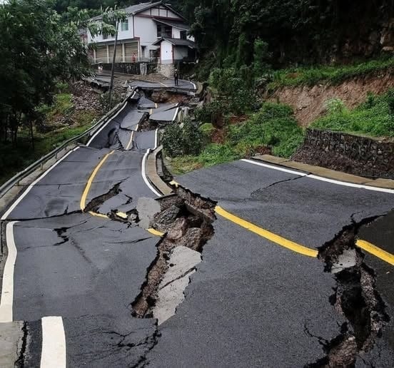 HT7. LATEST NEWS Alert: Powerful 7.7 magnitude earthquake shakes the city…See more