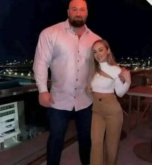 HT7. The sad girl marries a 70-year-old 10 days later she found…See more