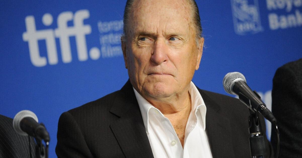 ST14. Robert Duvall Reflects on Hollywood Tensions After Six Decades in Film