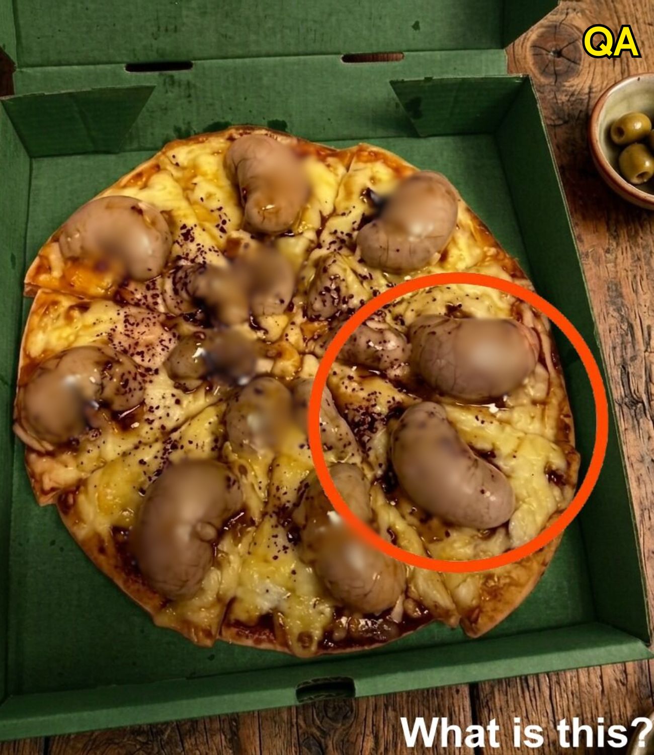 HT10. I ordered a pizza in the evening. The delivery driver brought it to me