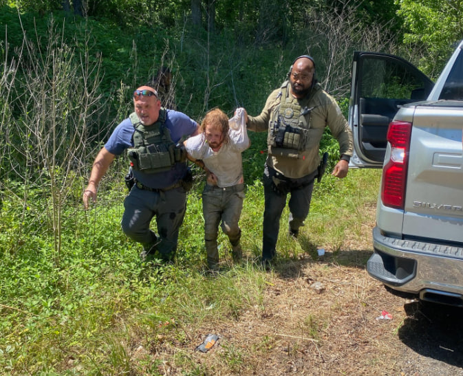 HT6. Young man puts both daughters inside..see more