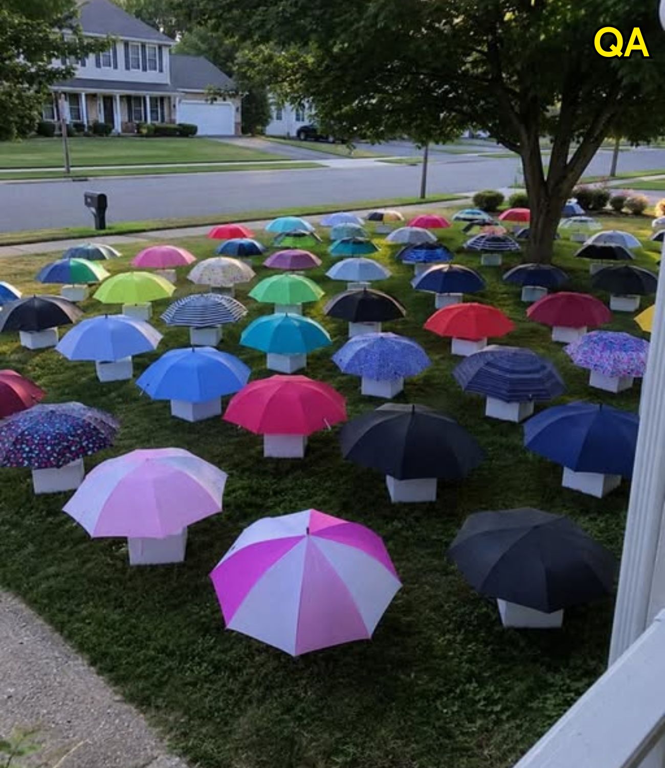 HT14. My Son Gave His Umbrella to a Pregnant Stranger in the Rain – The Next Morning, 47 Umbrellas Appeared on Our Lawn, Each With a Numbered Box That Made My Heart Stop