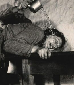 HT4. “16 centimeters”: a humiliation repeated daily against the French prisoners of Heinz
