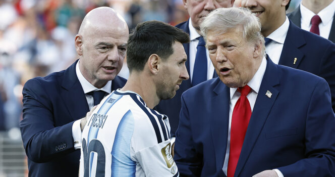 HT3. Lip reader reveals 4-word message Trump said to every Spain and Argentina player after World Cup final