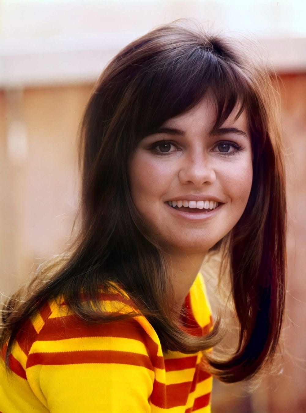 HT2. Sally Field, Now 76 Years Old, Has Never Had Plastic Surgery Despite Facing Ageism In Hollywood