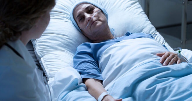 HT4. End-of-life nurse reveals top 3 ‘deathbed regrets’ she always hears