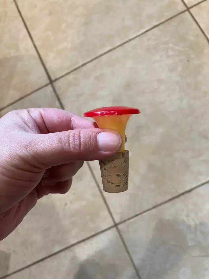 HT3. 17 Strange Objects Identified by People