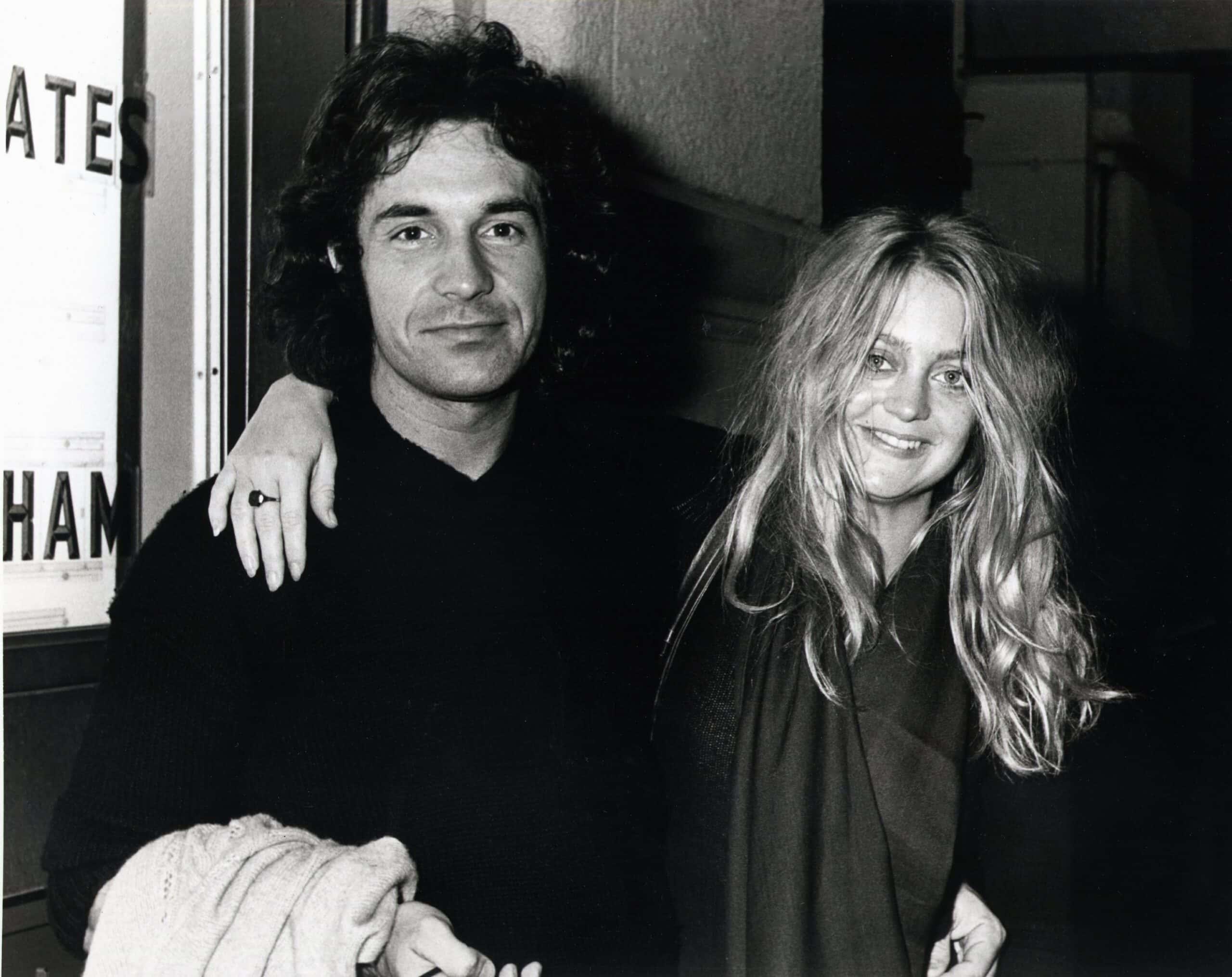 HT2. He Was Married to Goldie Hawn and Fathered Two Future Stars — But Years Later, He Said His Famous Children Were “Dead” to Him