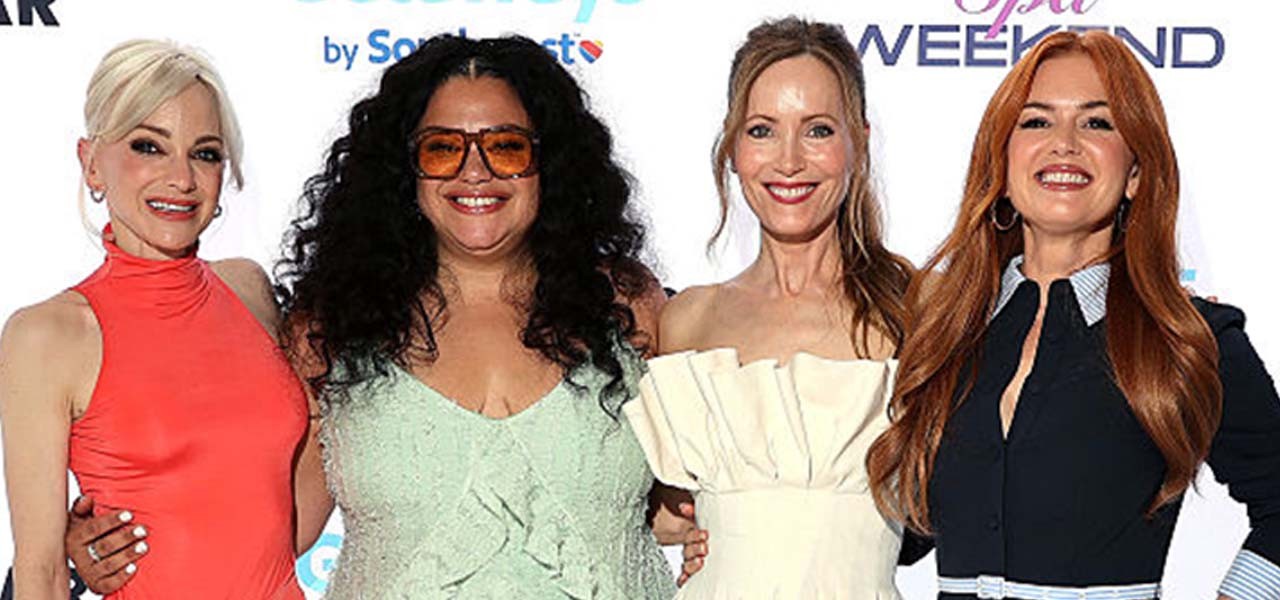 HT2. Leslie Mann, 54, and Anna Faris, 49, flaunt figures in bikinis at ‘Spa Weekend’