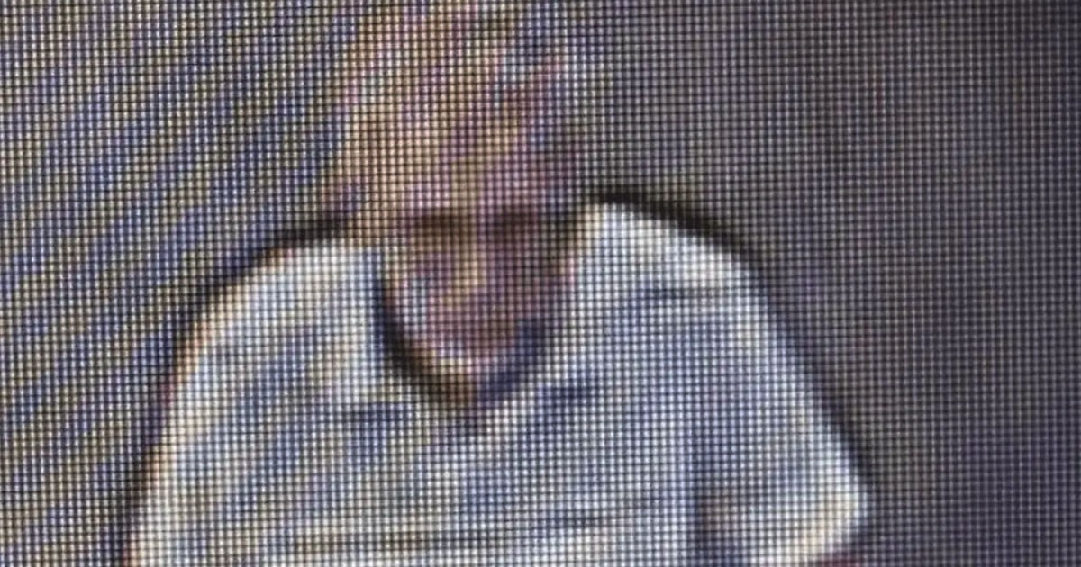 HT3. Manhunt launched by police over $30 a man picked up from the floor of a Walmart