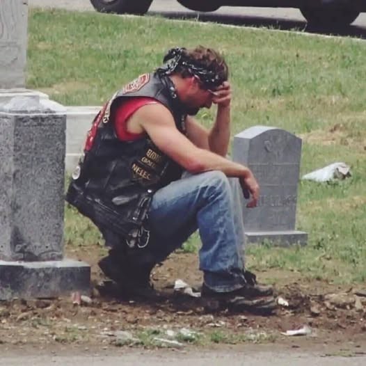HT4. A mysterious biker visited my late wife’s grave every Saturday at exactly 2 PM, sitting silently by her headstone for an hour before disappearing again
