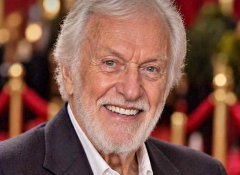 ST2. Dick Van Dyke: The Legendary Career That Became Part of America’s Childhood