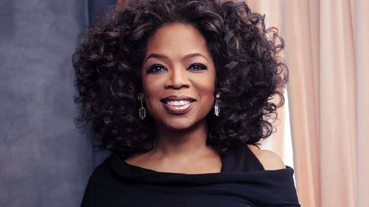 ST3. Oprah Winfrey at 72: A Journey of Resilience, Reinvention, and Lasting Influence