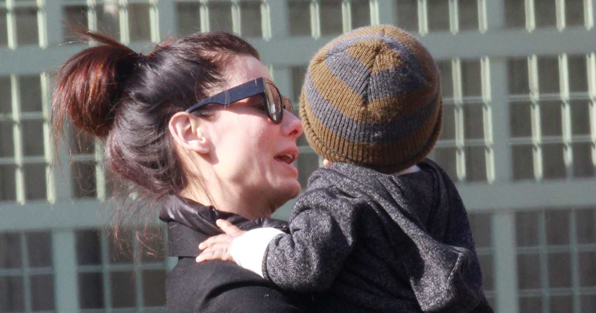 HT2. Sandra Bullock adopted two kids in her 40s — and they’re growing up fast