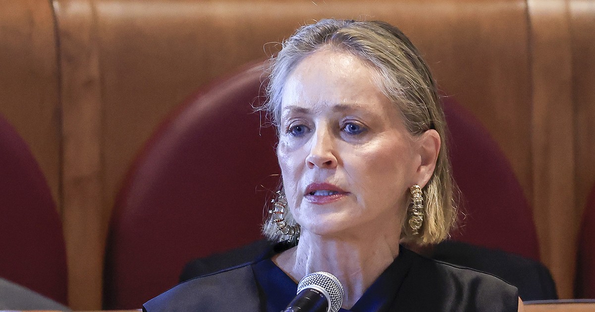 HT2. Sharon Stone breaks silence on terrifying near-death vision – here’s what she saw