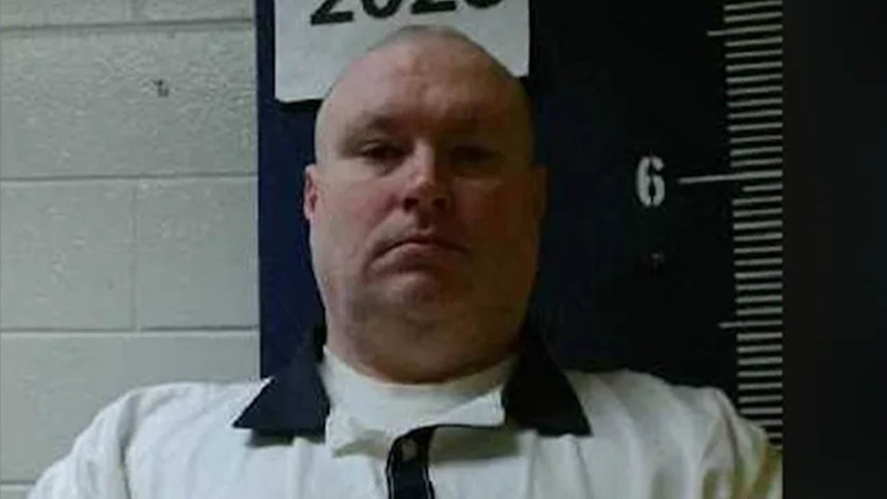 HT3. Full menu of double killer who ordered huge final meal before death row execution