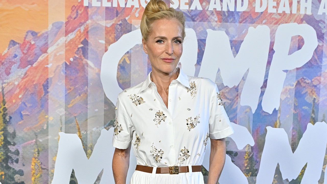 HT2. At 58, Gillian Anderson announces she’s pansexual – here’s what it means