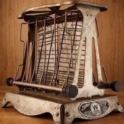 HT2. The Mystery Toaster That Once Sat on Breakfast Tables