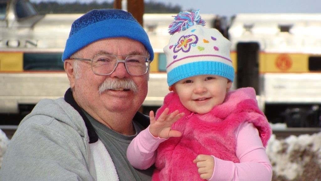 HT1. 7 ways grandparents win over their grandkids every single time –