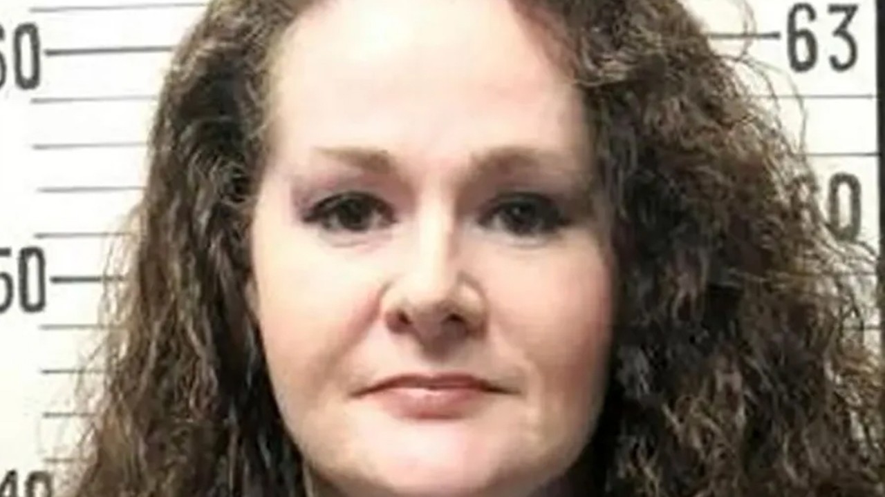 HT3. What happens if you survive a death penalty as Christa Pike is still alive after two injections