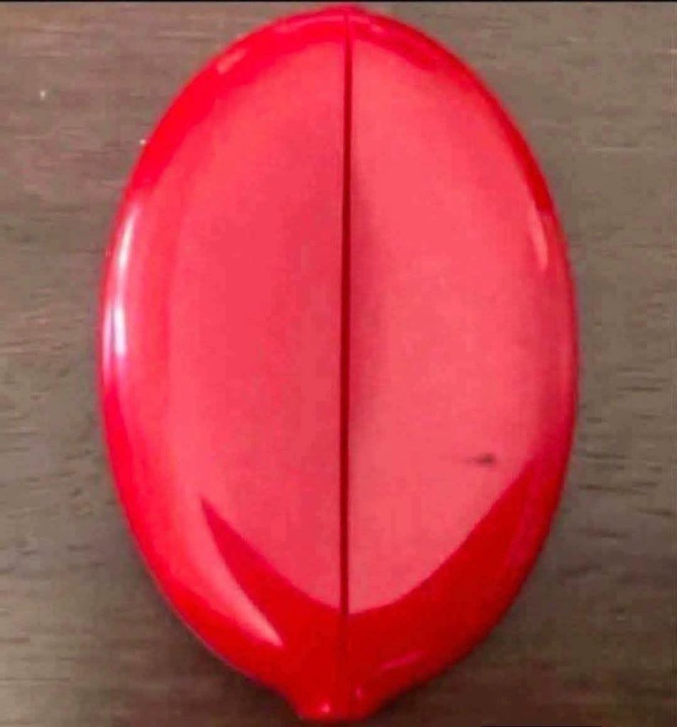 HT1. Unlocking the Mystery Object: The Classic Rubber Squeeze Coin Purse