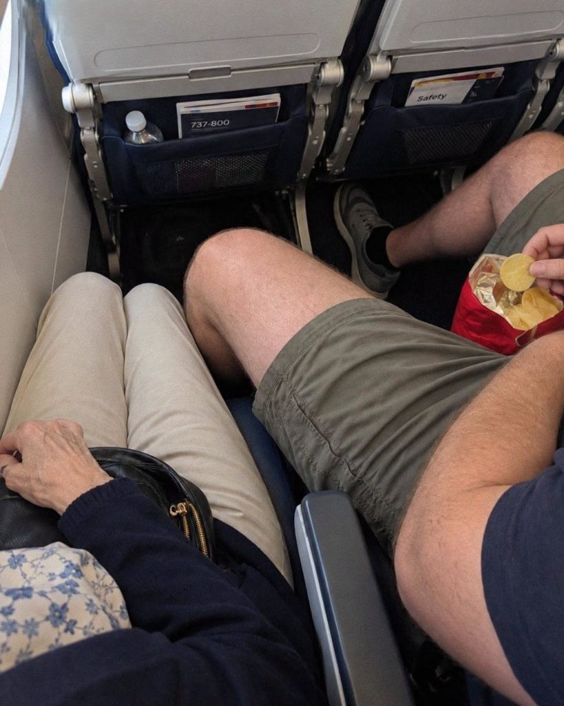 HT2. A Man Kept Manspreading Into a Womans Plane Seat for Hours When He Returned From the Restroom He Shouted What the Hell Did You Do