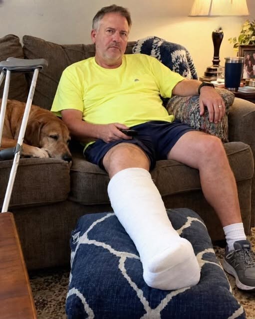HT3. After 32 Years of Marriage, a Woman’s Husband Refused to Let Her Touch the Cast on His Right Leg