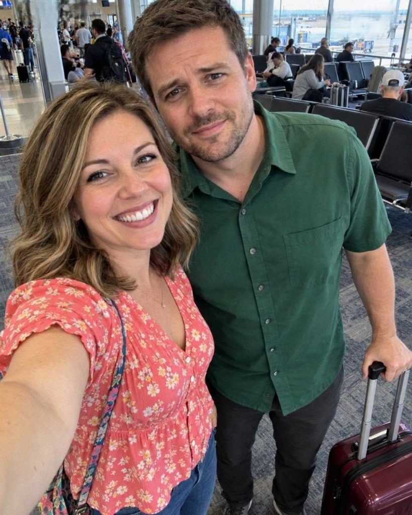 HT1. A Womans Husband Said Hed Forgotten His Passport at Home So She Sent Her Mom to Get It While They Were at the Airport Minutes Later Her Mom Called and Whispered Honey He Set You Up Come Home Now