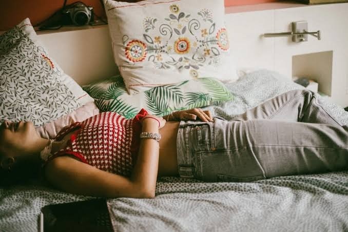 HT1. Women Are ‘Raw-Dogging’ Their Periods